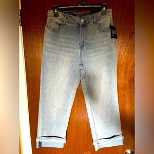 Brand New Boutique Size Sz 6 Six Blue Baccini NYC Denim Jeans Capris Capri Pants